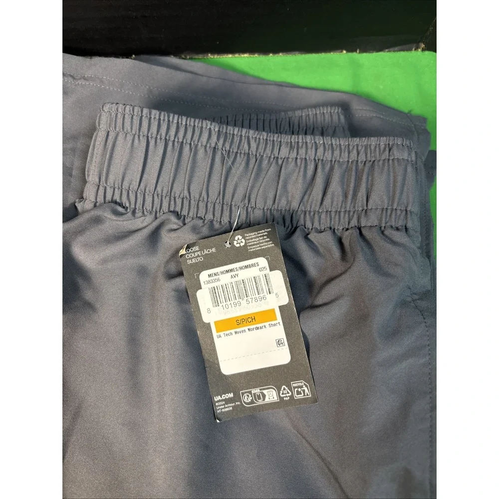 NWT Under Armour Men's Woven Wordmark Short Size Small Grey